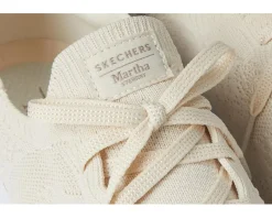 SKECHERS Martha Stewart - Ultra Flex 3.0 -Back On Track - HANDS FREE SLIP-INS Off-White New