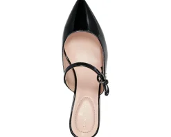 Women Bandolino Mayblis