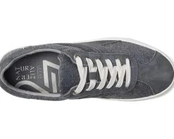 Women Naturalizer Medina