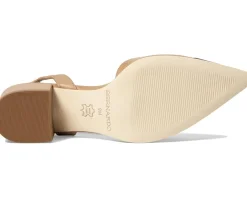 Women Bernardo Monroe