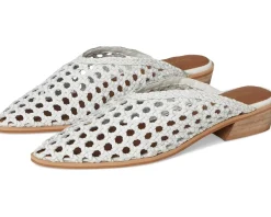 Women Seychelles Moonshine