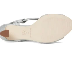 Women Bernardo Novah