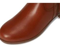 Women Cobb Hill Novela