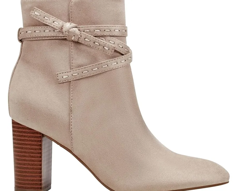 Women Bandolino Ocorn