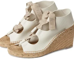 Women Pedro Garcia Otelia