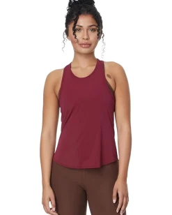 Beyond Yoga Powerbeyond Lite Resilient Tank Wine