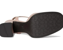 COACH Pump With Tea Rose Cream New