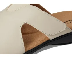 Women Trotters Roxine