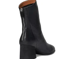 Women Gentle Souls by Kenneth Cole Saranac