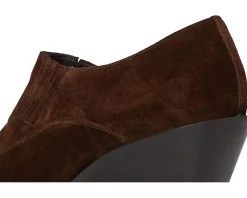 Women Seychelles Seattle