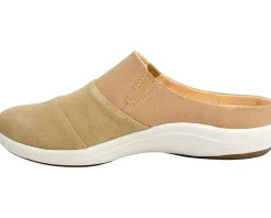 Women Revitalign Siesta Nuevo Suede
