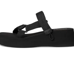 Women Seychelles Skip to Me