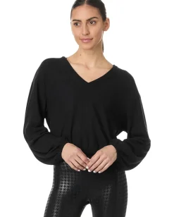 Beyond Yoga Soft Spoken Cropped Pullover Black Hot