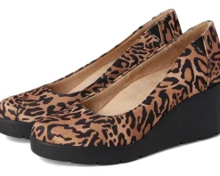 Women Naturalizer Soul About Time