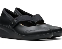 Women Clarks Suttyn May