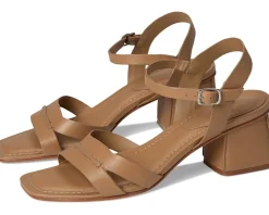 Women Bernardo Tarra