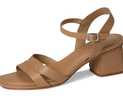 Women Bernardo Tarra