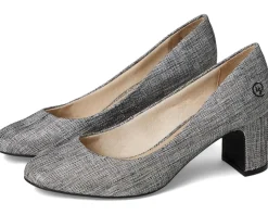 Women LifeStride Taylor Pumps