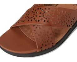 SoftWalk Tillman Sling Perf Luggage Hot