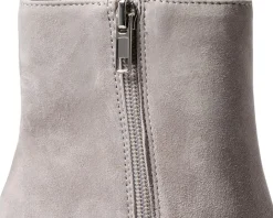 Women Steve Madden Vallor Bootie