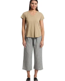 Women Mod-o-doc V-Neck Tee with Curved Hem