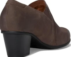 Women Cobb Hill Winny