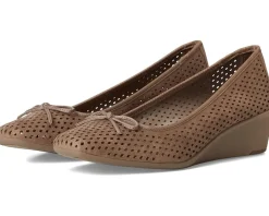 Women Anne Klein Winslet