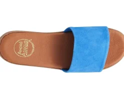 Andre Assous Women's Paloma Featherweight Flat Sandal