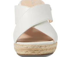 Bandolino Women's Kammie