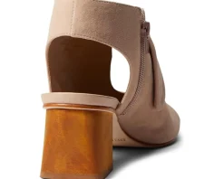 Bernardo Women's Lizzie