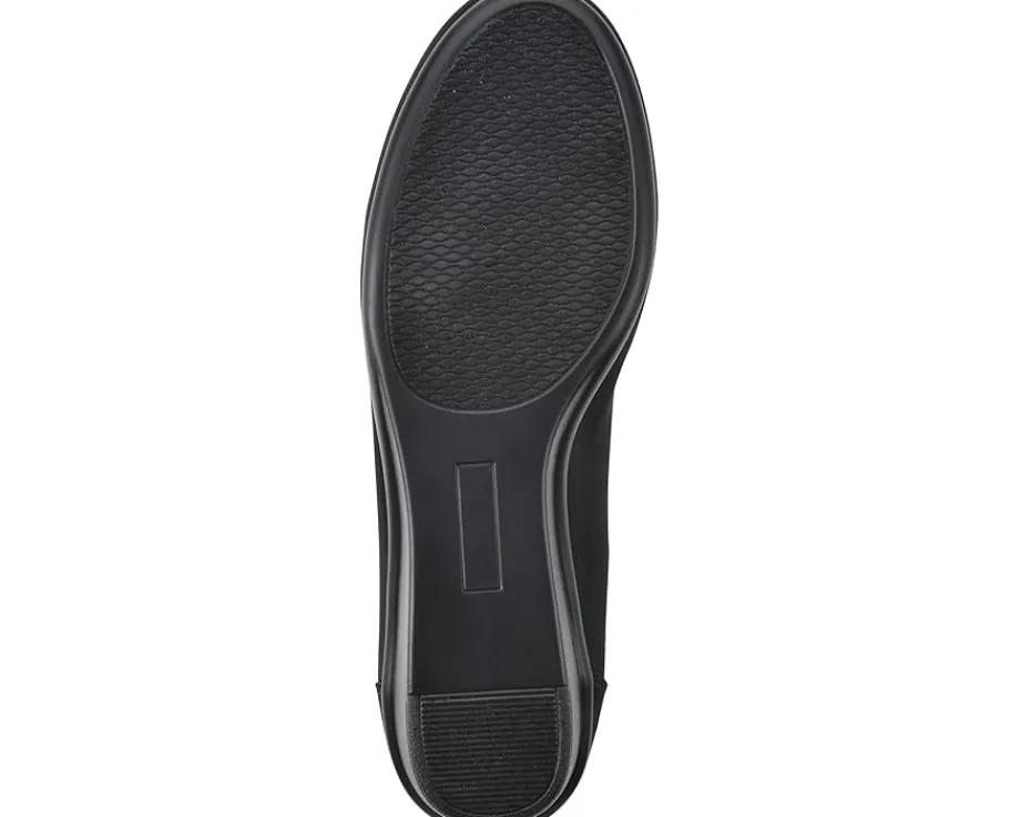 Women Cliffs by White Mountain Women's Boldness