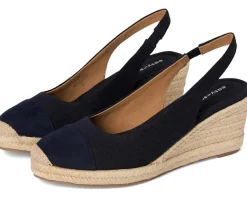 Women Easy Spirit Women's Margie