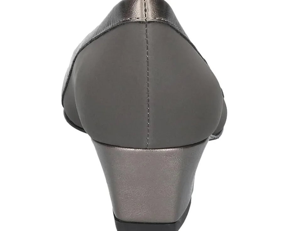 Women Easy Street Women's Dottie