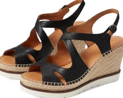 Women Gentle Souls by Kenneth Cole Women's Elise