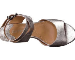 Women J. Renee Women's Soncino