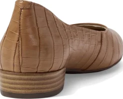 Women Marc Joseph New York Women's Crosby Flat