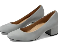 Marc Joseph New York Women's Broad Street Pump Online