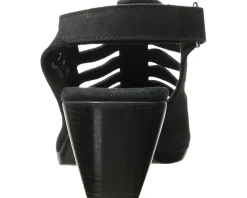 Women Munro Women's Abby