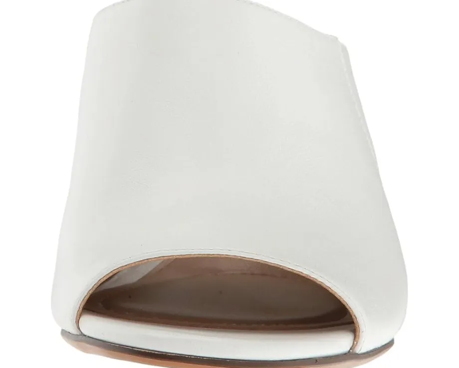 Naturalizer Women's Cyprine Discount