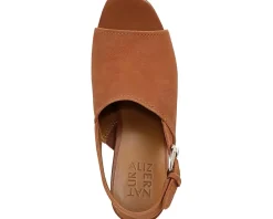 Women Naturalizer Women's Jianna