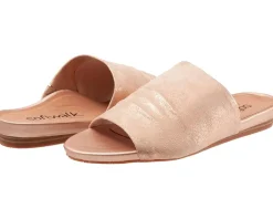 SoftWalk Women's Camano Clearance