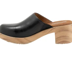 SoftWalk Women's Felida Discount