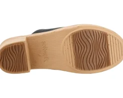 SoftWalk Women's Felida Best