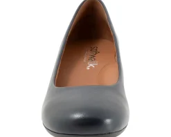 SoftWalk Women's Lynn Online