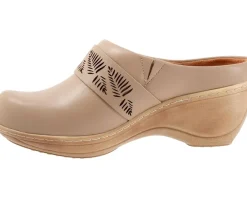 SoftWalk Women's Melita
