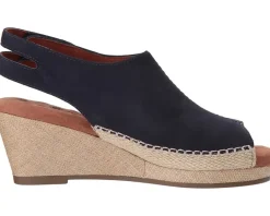 Women Walking Cradles Women's Anikka