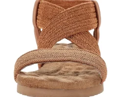 Walking Cradles Women's Carson Hot