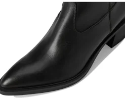 Women La Canadienne Yvette